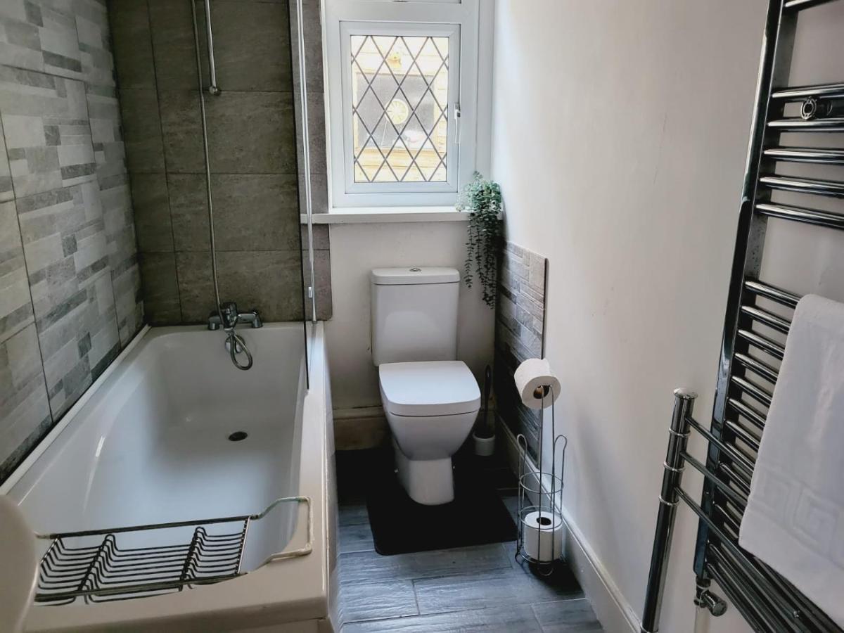 City Centre Room, Wifi, Share Facility Swansea Exterior foto